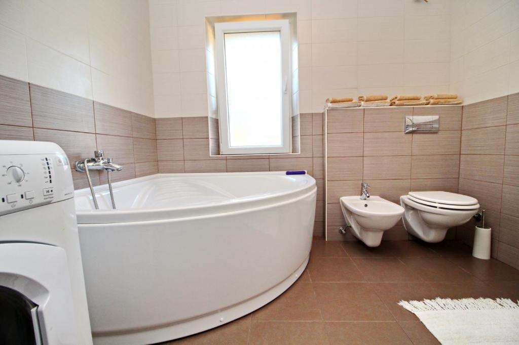 Apartment Lucija Vela Luka Ngoại thất bức ảnh
