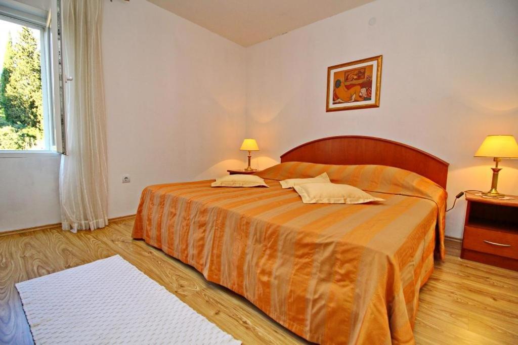Apartment Lucija Vela Luka Ngoại thất bức ảnh