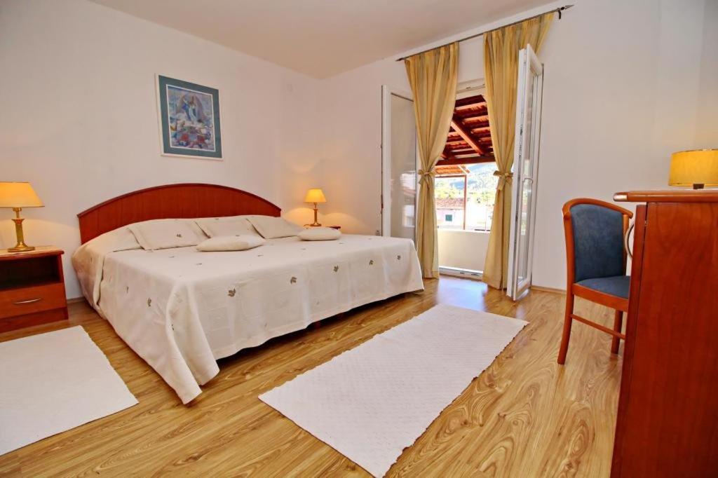 Apartment Lucija Vela Luka Ngoại thất bức ảnh